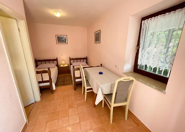Saric Apartamento Jadranovo